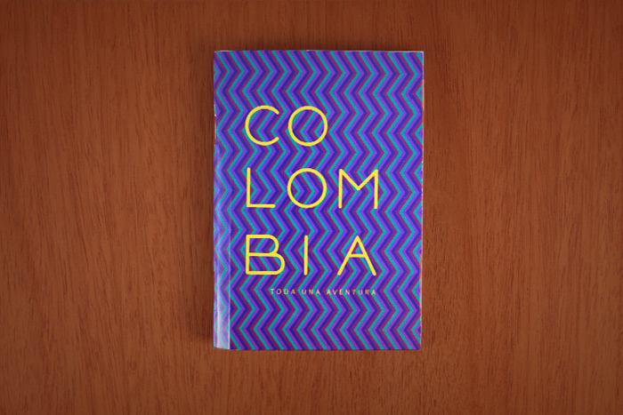 Mini libreta Colombia morada